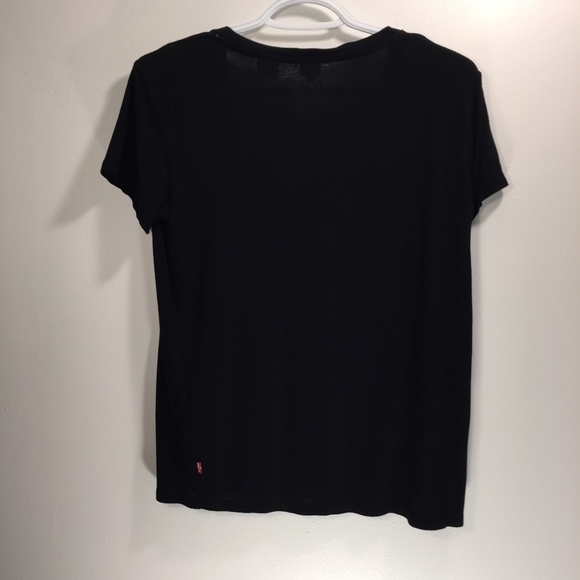 Levi's V-Neck Tee Womens Small Black T-Shirt Viscose Red Tab - Picture 2 of 6